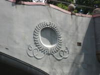 Ozdobný reliéf na mostě