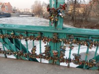 Visací zámky na mostě
