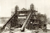 Historická fotografie z doby výstavby mostu