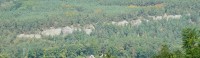 Borecké skály z hradu Trosky - panoramatický pohled, zoom