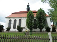 Jihovýchodní pohled Siedlęcin - kostel Nejsvětější Panny Marie