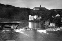 Na konci války Němci vyhozený most do povětří