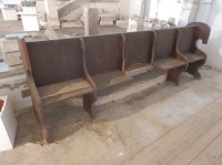Původní dřevěná lavice