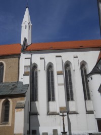 Štítného ulice - kostel sv. Jana Křtitele a minoritský klášter