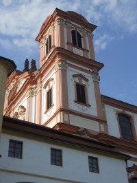 Barokní kostel Zvěstování Panny Marie