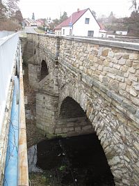 Kamenný most přes Vrchlici