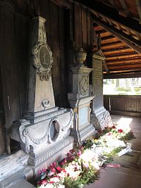 Dřevěný hřbitovní kostel Panny Marie