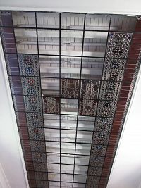 Takhle vypadá vitrážový strop v červnu 2018