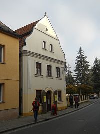 Obytný židovský dům s obchodem  - na podzim 2012 ještě vinárna  a penzion Joachim Loewidt