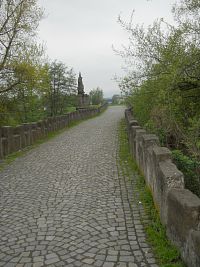 Historický kamenný most