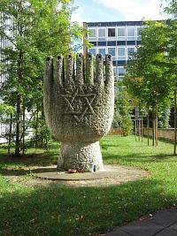Pomník obětem holokaustu