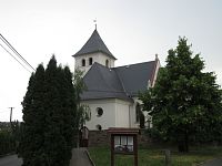 Raduň - kostel Nejsvětější Trojice