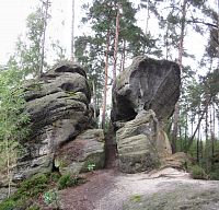 Skalní věž Beckertův kámen