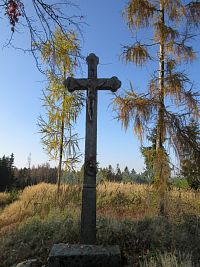 Kopec Kalvárie - žulový kříž