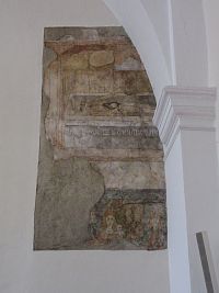 Kostel mistra Jana Husa - je odkryta část fresek ze 14. a 15. století