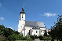 Bílovec- Slezské náměstí - kostel sv. Mikuláše