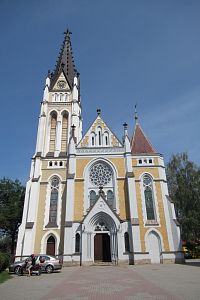 Č. Těšín - kostel Nejsvětějšího Srdce Ježíšova (viděli jsme ho ze Zámeckého vrchu)