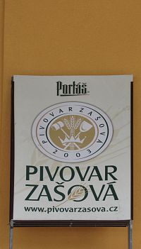 Jedeme na sever a severovýchod Moravy – 29. den - dopoledne: Zašová – pivovar, rozhledna, poutní kostel Navštívení Panny Marie a bývalý klášter trinitářů s křížovou cestou, poutní místo Stračka s pramenem a kaplí Panny Marie, dřevěný Pohádkový orloj