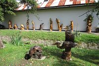 Ostravice - Ráj dřevěných soch