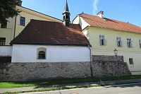Frýdek - kaple Panny Marie Bolestné a Hertschlägerův špitál