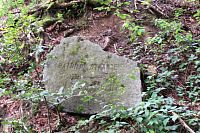 Kámen s nápisem Bathildis strasse – silnice Bathildy