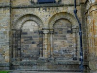 Durhamská katedrála - původní zbytky
