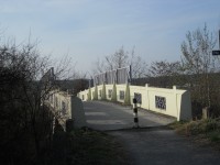 Most pro pěší přes Berounku u Bukovce
