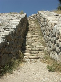 schodiště umělého kopce Hattusa