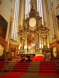 Hlavní oltář s obrazem Karla Škréty