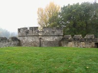 zámek-hrad Budyně nad Ohří - hradby s baštou