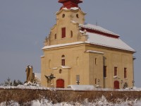 kostel sv. Bartoloměje v zimě