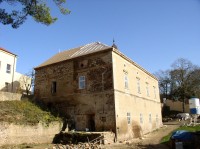 Starý zámek ve Škvorci 