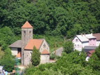 románský tribunový kostel Panny Marie v Mohelnici n. J. z hradu Zásadka