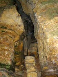 vstup do jeskyně Kamenný úl