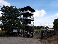 Wieźa Widokowa przy Czarnowskiej Górce nedaleko města Kostřín