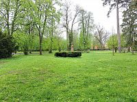 Kyjov a Svatopluk Čech v Městském parku