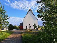 Obrázky z Norska – park u kostela v Svolvær