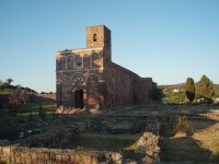 Sardinie - vesnice Tergu a kostel Nostra Signora di Tergu