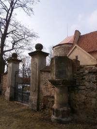 Hradešínský kostel - jedna z nejvýznamnějších památek středověkých Čech.
