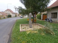 Kamenný sloup v obci Hřivčice