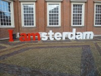 nápis před Amsterdam museum