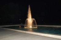 Noční fontána v lázeňském parku