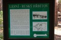 Lestní ruský hřbitov info tabule
