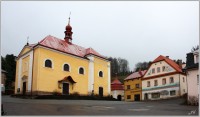 1-Malé Svatoňovice, kostel Panny Marie Sedmiradostné