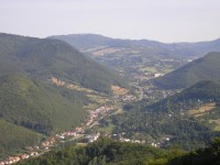 Pohled do doliny Rudnice s Bartošovou Lehôtkou