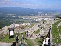 Tuto část hradu pojmenovali archeologové po rytíři Dončovi