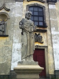 5.Obnovená socha u kostela apoštola sv. Petra