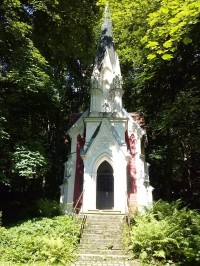V lese Laskova kaple
