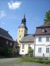 Gotický kostel sv.Jiří ve Chřibské