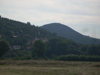 2.Pohled k vrchu Radobýl